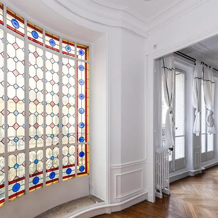 Apartment Luxueux Avec Balcon